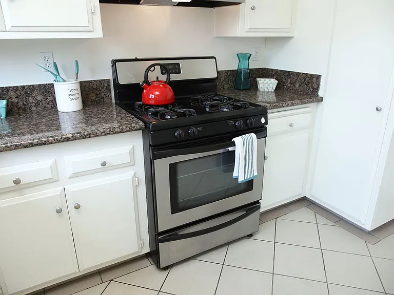 Casa Cortez Apartments — Photo 20