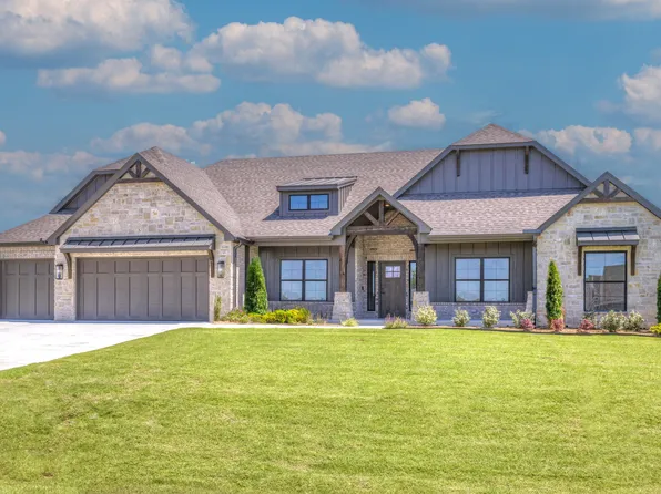 Martine II - Hickory Falls Plan, Hickory Falls