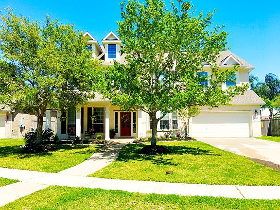 3rd image of 1124 Shady Knoll Ln