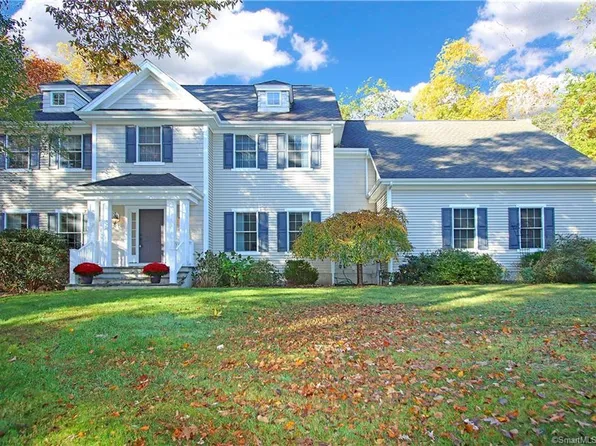 4 Hickory Court, East Lyme, CT 06333