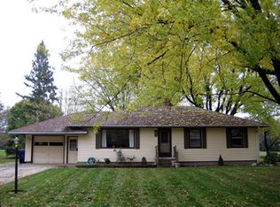 61 Lynden Rd, Holland, MI 49423