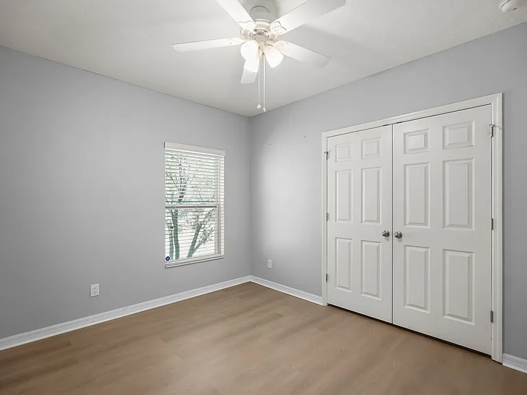 1300 Cavender Creek Rd — Photo 22