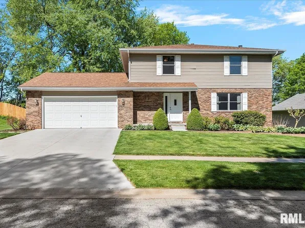 25 Taft Dr, Rochester, IL 62563