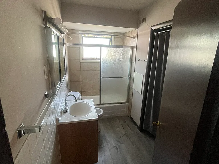 812 N Gladstone Ave #C — Photo 8
