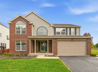 2014 Fairfield Dr, Plainfield, IL 60586