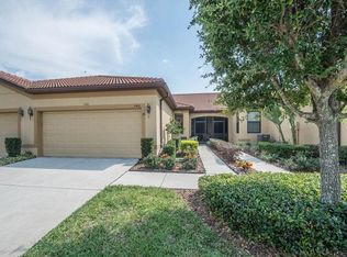 346 Bluewater Falls Ct, Apollo Beach, FL 33572
