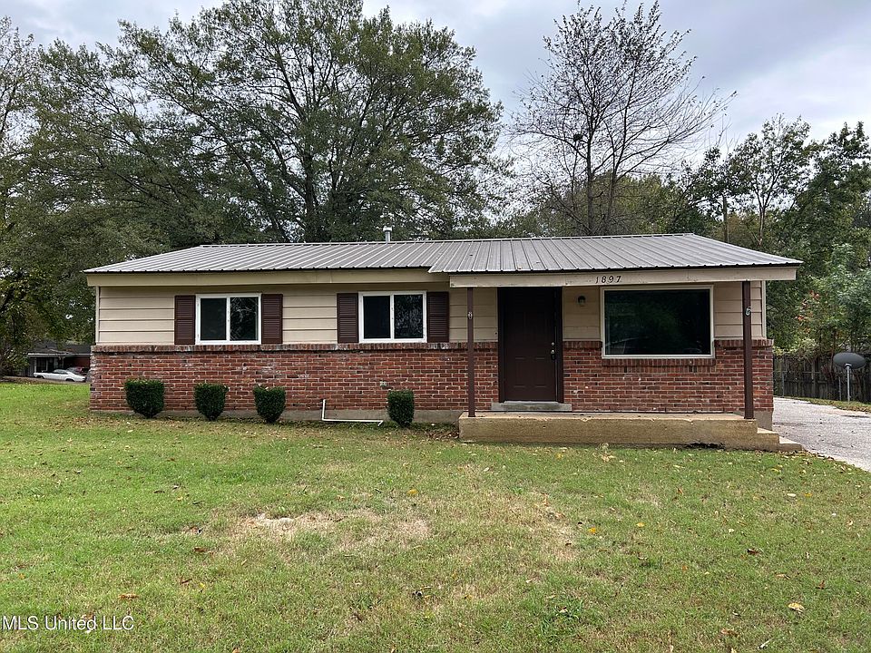1st image of 1897 Southaven Cir N
