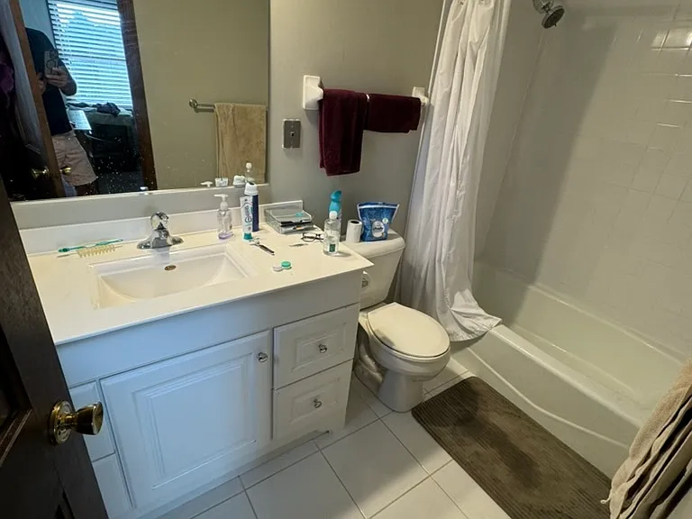 1013 E Benton Ave — Photo 14
