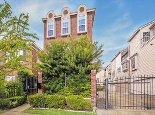 2506 Van Buren St, Houston, TX 77006