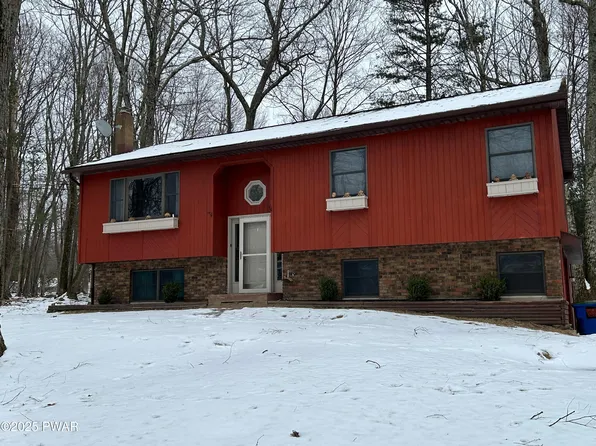 119 Oak Dr, Shohola, PA 18458