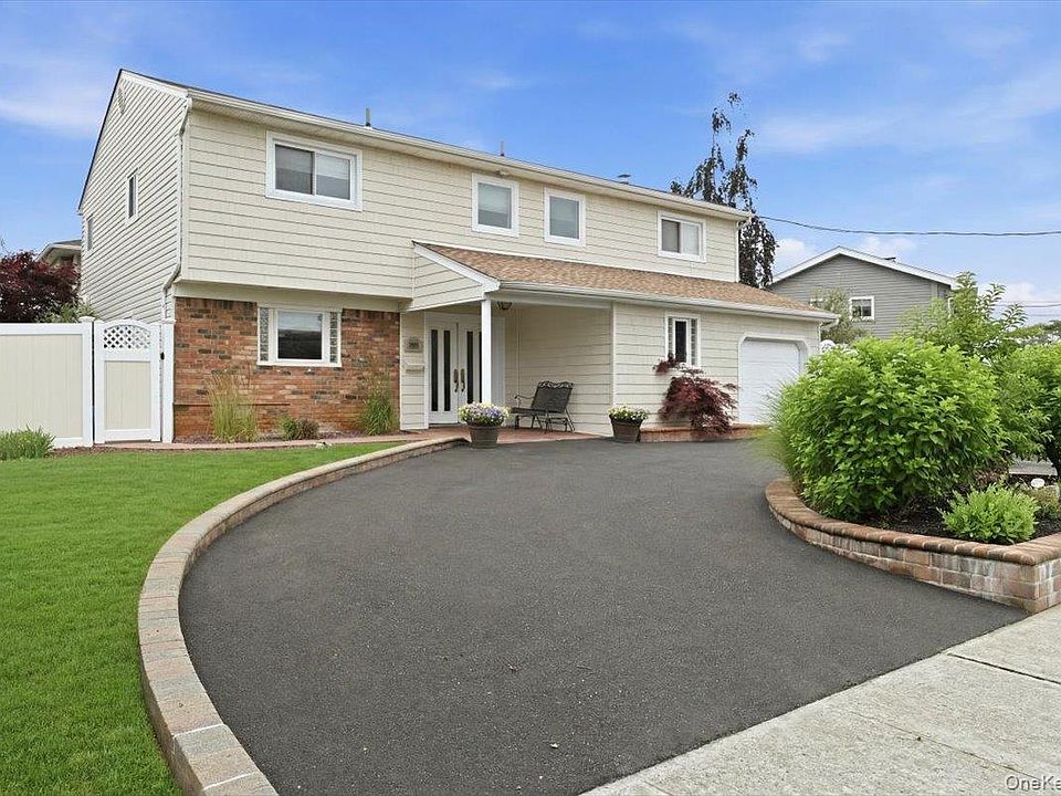 1st image of 2461 Riviera Lane