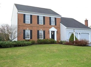 164 Kings Gate Dr, Lititz, PA 17543