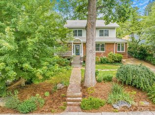 24 Warwick Rd, Asheville, NC 28803