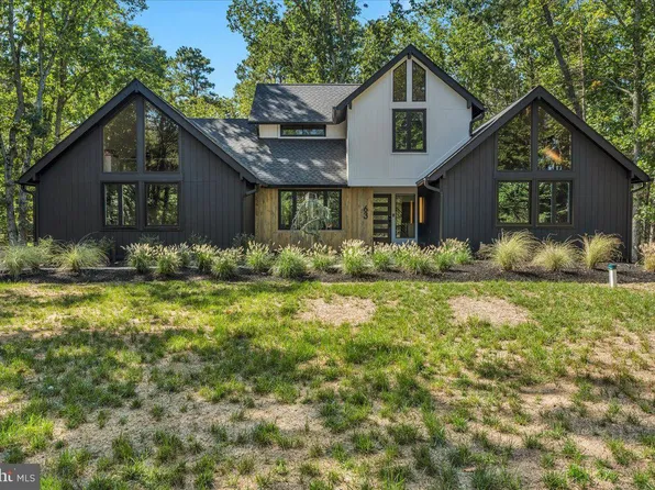 63 Stone Mountain Ln, Marlton, NJ 08053
