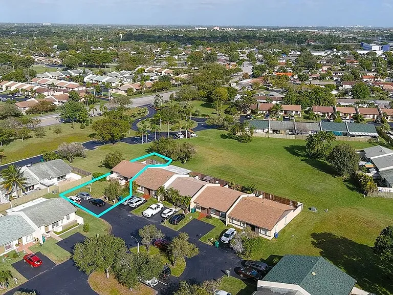 12131 SW 110th Street Cir S — Photo 4