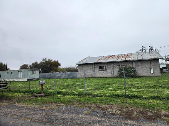 2nd image of 292 Lathrop Rd