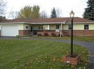 472 Calkins Rd, Rochester, NY 14623