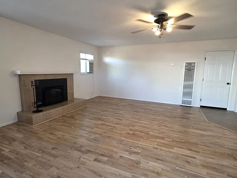 4001 Roland Dr — Photo 17