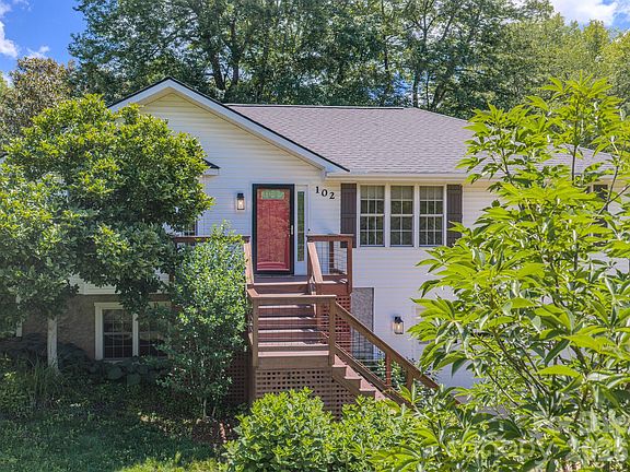 2nd image of 102 Forest Lake Dr