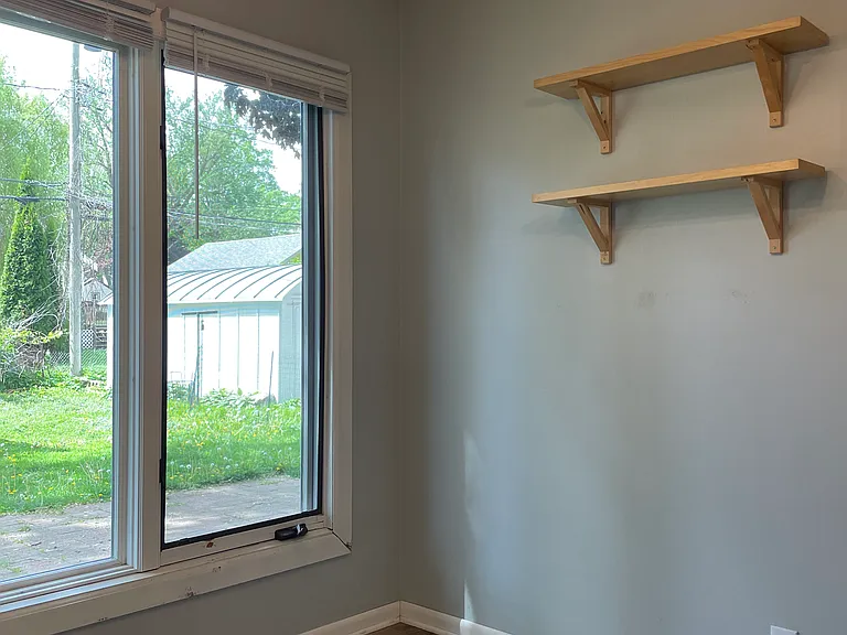 2925 Stevens St — Photo 13