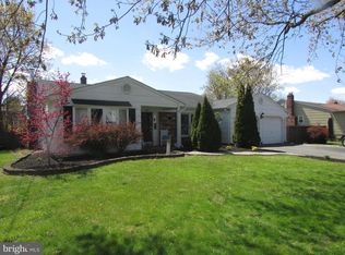 389 Ewingville Rd, Ewing, NJ 08638