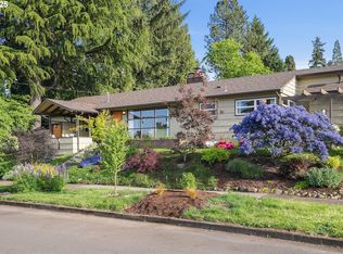 7710 NE Skidmore St, Portland, OR 97218