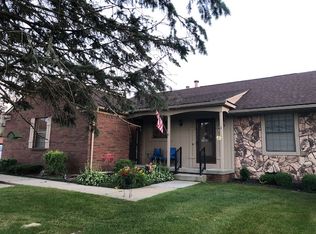 11837 Lexington Dr, South Lyon, MI