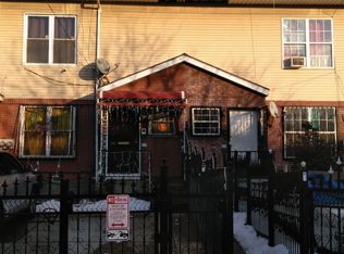2827 Collis Pl #1, Bronx, NY 10465