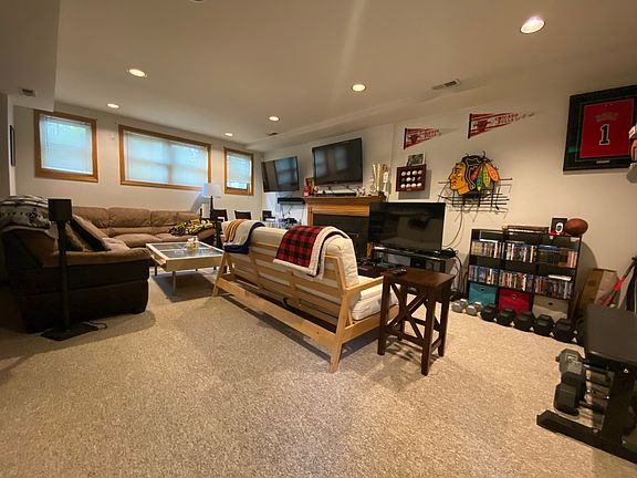 3rd image of 1437 W Huron St #1