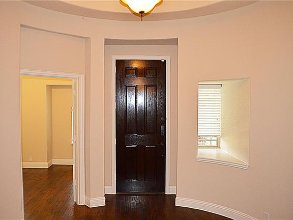 2nd image of 9417 Wellington Dr