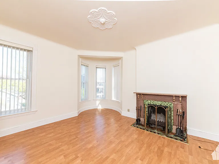 3300 N Racine Ave #3 — Photo 14