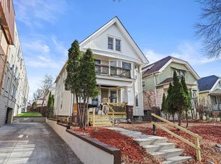 944 N 37th St #946, Milwaukee, WI 53208