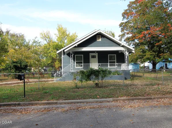 1837 E Kensington St, Joplin, MO 64801