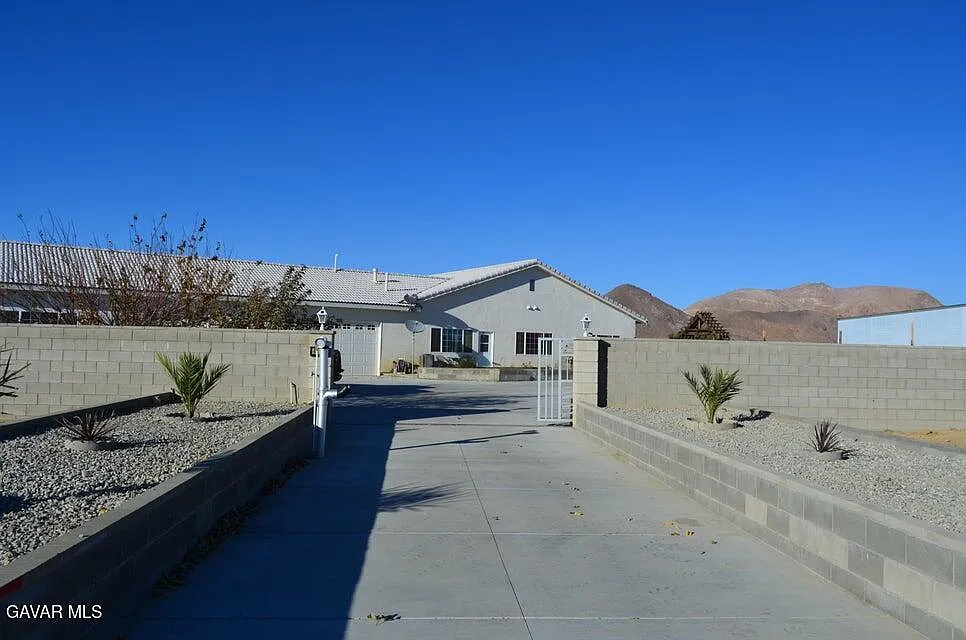 4463 Cloud Nine Ave photo 1