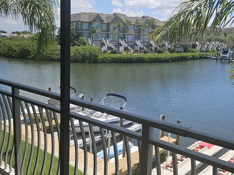 8822 Bay Pointe Dr #F203 — Photo 1