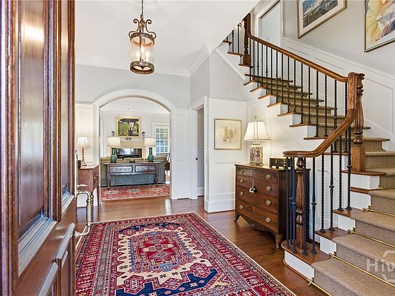 4th image of 221 Hamilton Road
