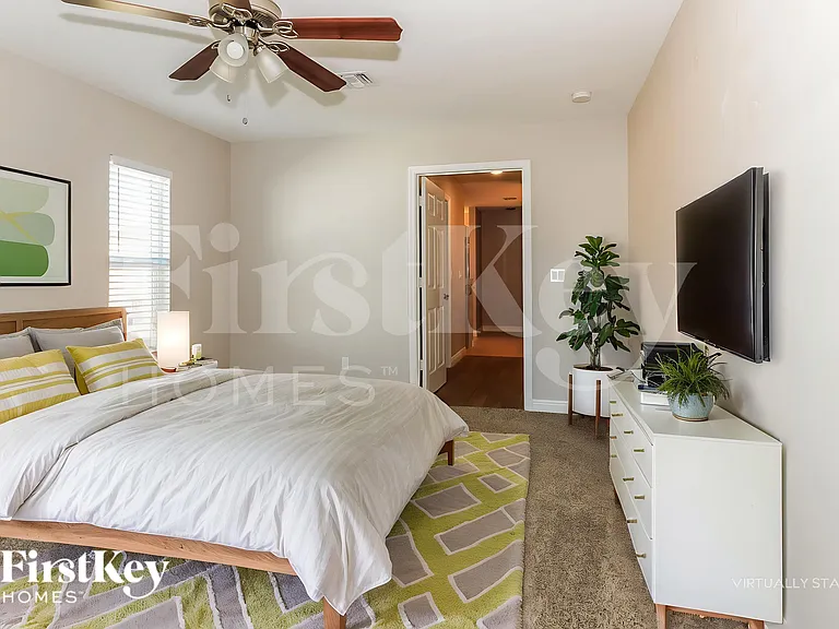 526 SW Dahled Ave — Photo 11