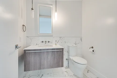 3130 N Harwood St #2606 Photo 1
