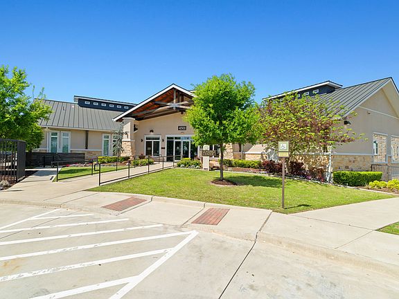 4th image of 4501 N Garland Ave #5038053