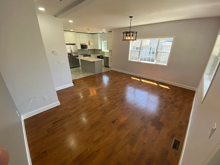 1472 Somerset Ave #1 — Photo 2
