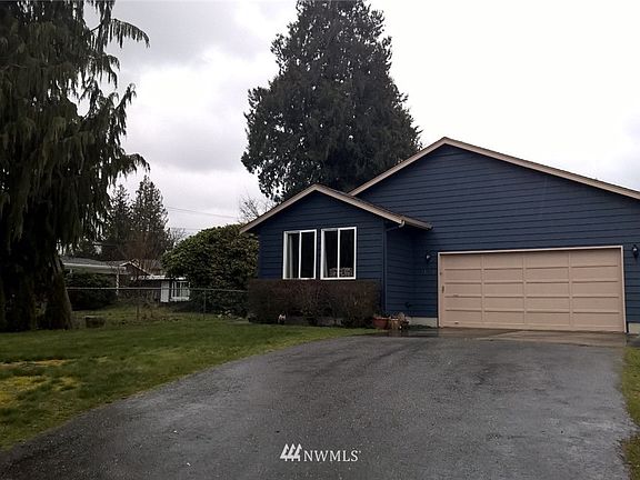 2nd image of 1221 Smithson