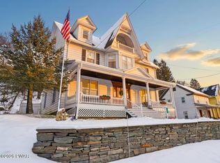 107 Willow Ave, Honesdale, PA 18431