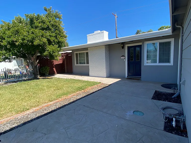 3380 Granada Ave — Photo 3