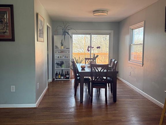 5th image of 801 S Hoga St