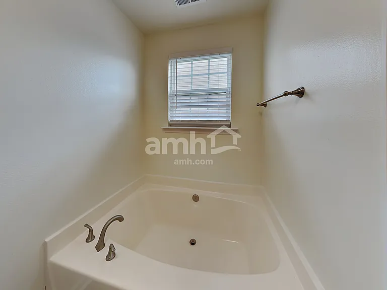 14 Annika Ct — Photo 13