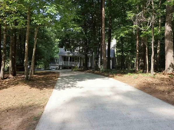 100 Whitney Ct, Tyrone, GA 30290
