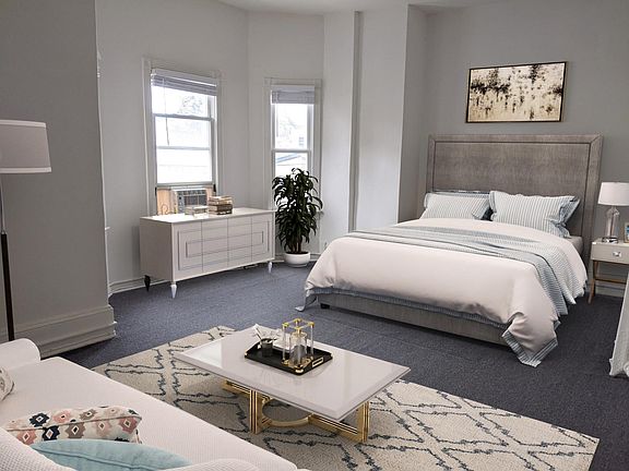 Studio Unit with lots of light