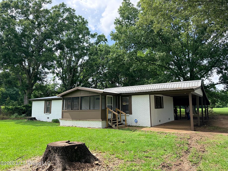 1st image of 647 Irwin Rd