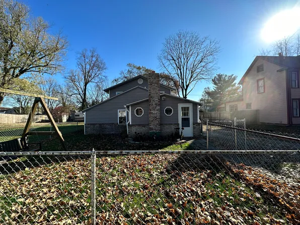 409 N Main St, Brooklyn, IN 46111