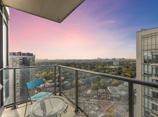 500 Saint Clair Ave W #1901, Toronto, ON M6C 1A8